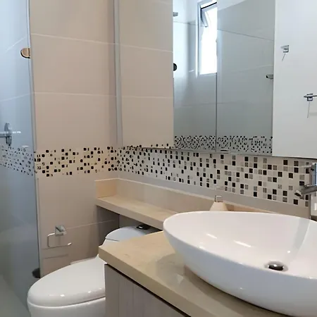 Apartamento Espectacular Vista En La Mejor Zona Del Laguito *
